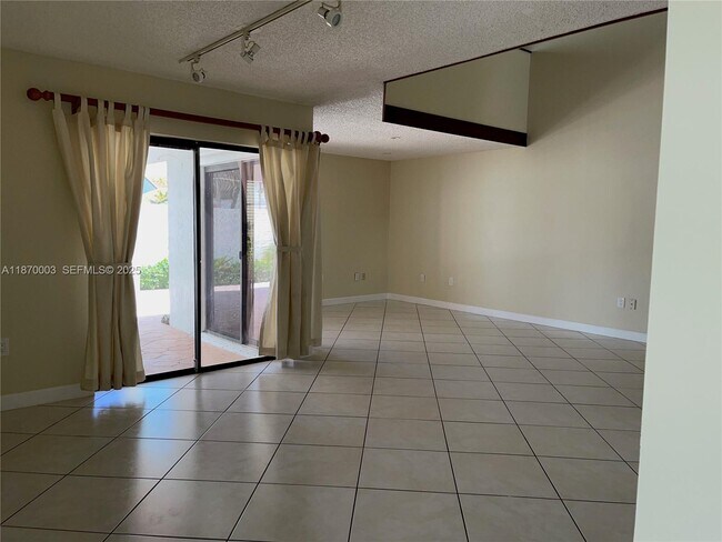 Building Photo - 1301 SW 124th Ct