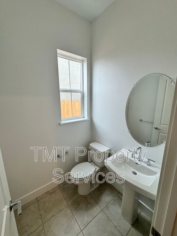 Building Photo - 10315 Marama Wy