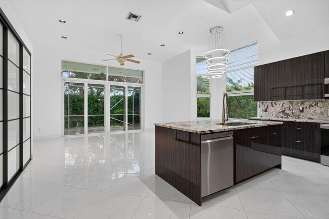 Building Photo - 7087 NW 78th Pl