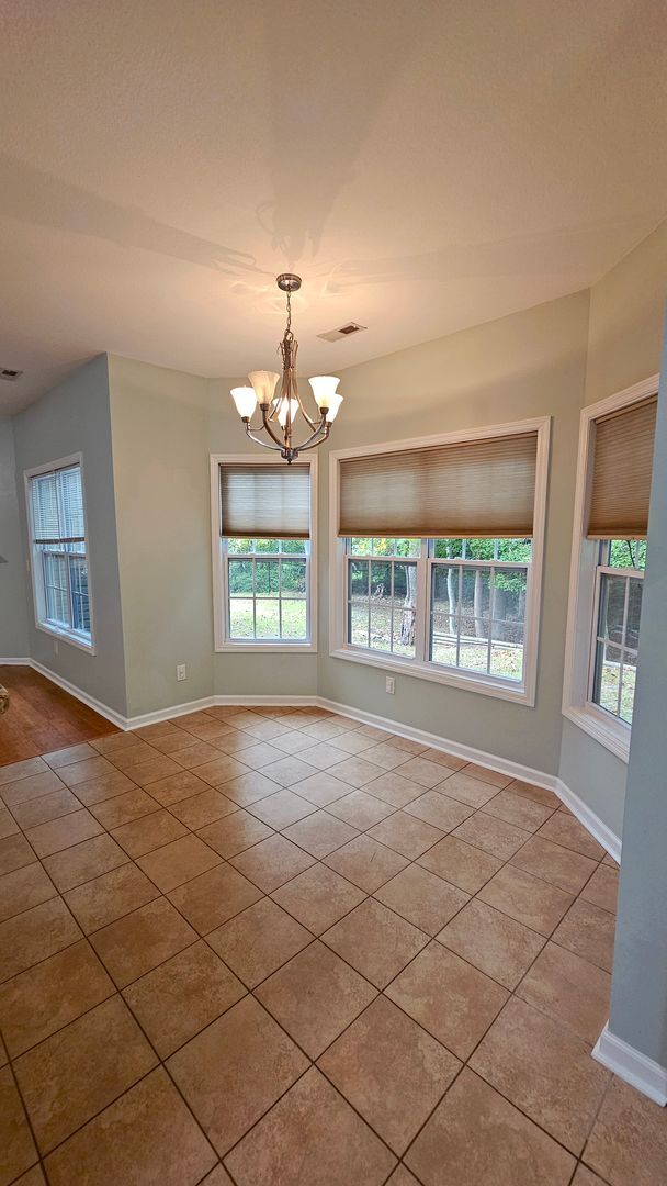Building Photo - 3 BR 2 BA in Swansboro
