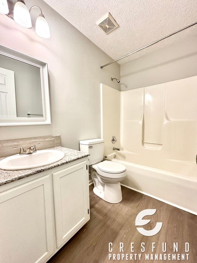 Building Photo - 7 MINUTES FROM INTERSTATE! Adorable 3 Bed Two Bath in Raeford - Ready for Move In TODAY!