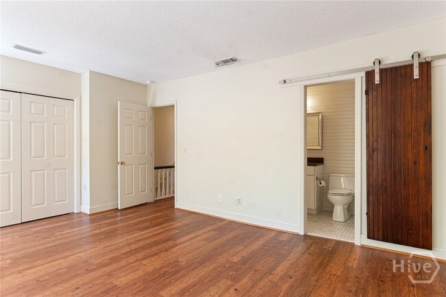 Building Photo - 623 Tattnall St