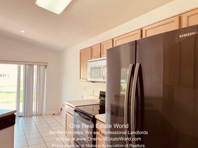 Building Photo - 3223 Whooping Crane Run