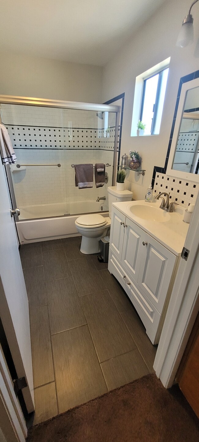 Bath - 1571 W 207th St
