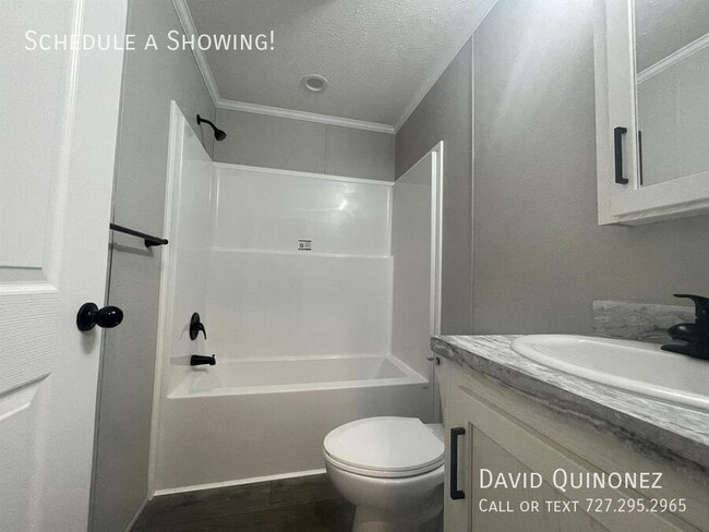 Building Photo - 701 Mill St