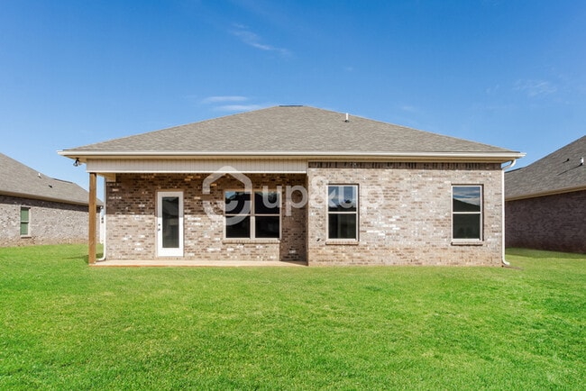 Building Photo - Fantastic 3bd/2ba home! Let yourself in!