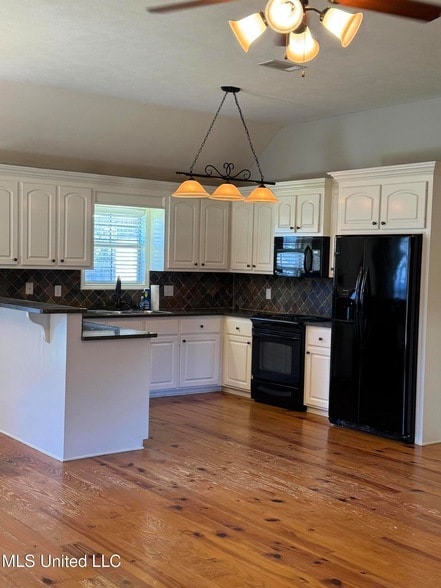 Building Photo - 107 Cole's Way