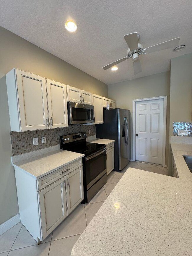 Building Photo - 7890 Sienna Springs Dr