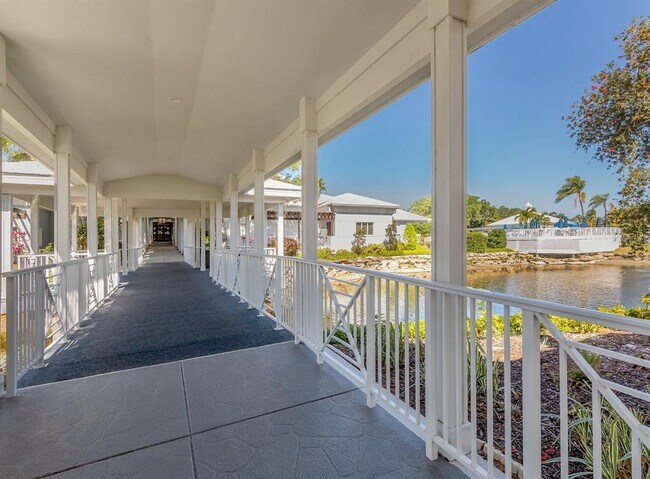 Building Photo - 268 Southampton Dr