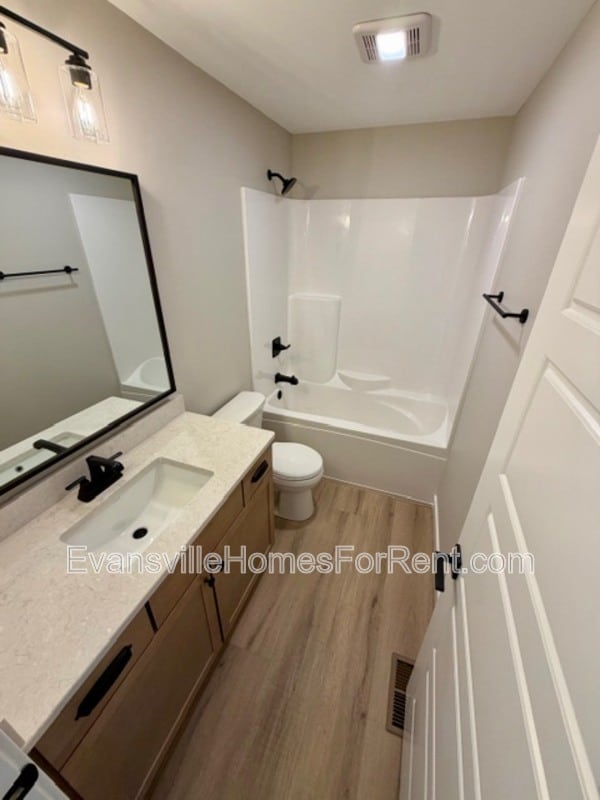 Building Photo - 3599 Sand Dr