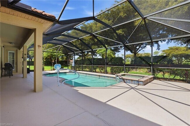 Building Photo - 13818 Farnese Dr