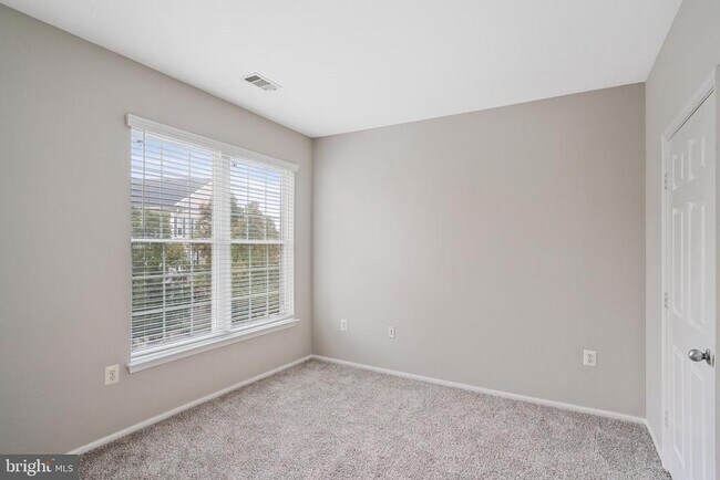 Building Photo - 3021 Nicosh Cir