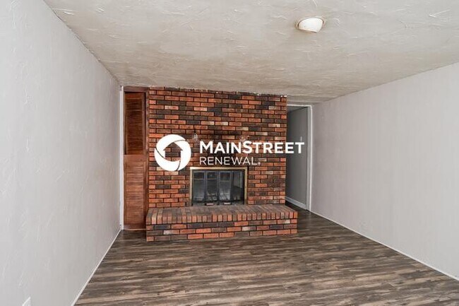 Building Photo - 3 Bedroom Pet-Friendly Home in Louisville,...