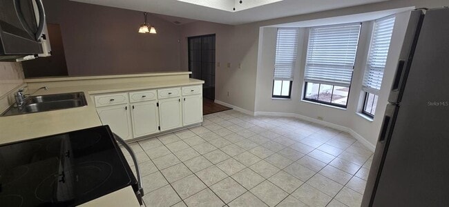 Building Photo - 2710 SW 152nd Ln