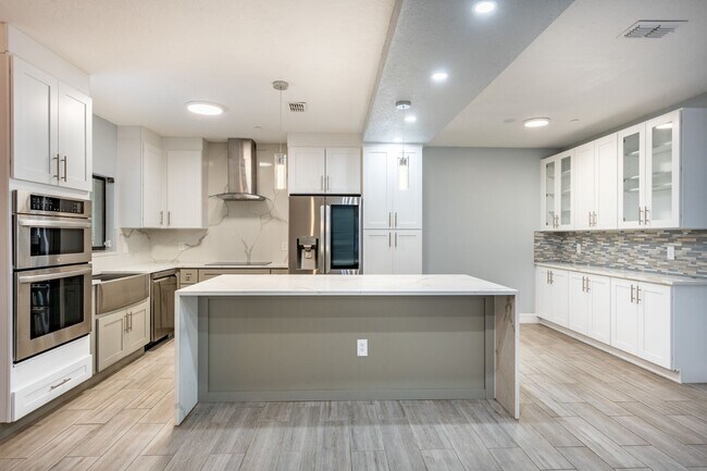 Building Photo - 5971 Tivoli Gardens Blvd