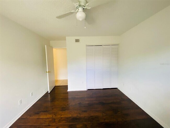 Building Photo - 1043 S Hiawassee Rd