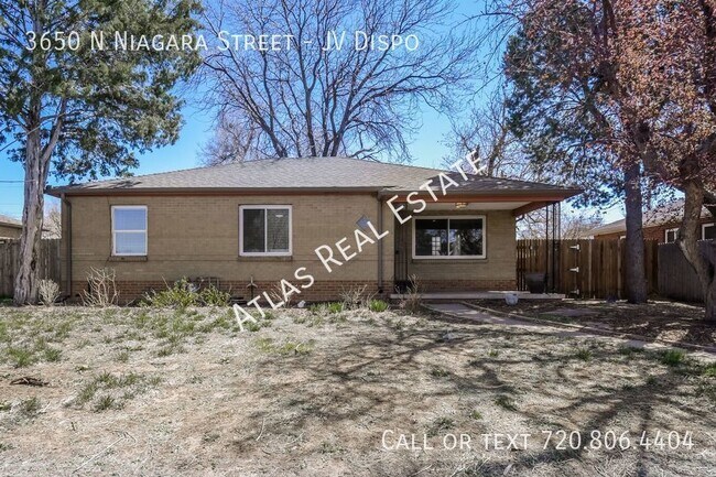 Building Photo - Desirable 4 bed /2 bath home in the middle...