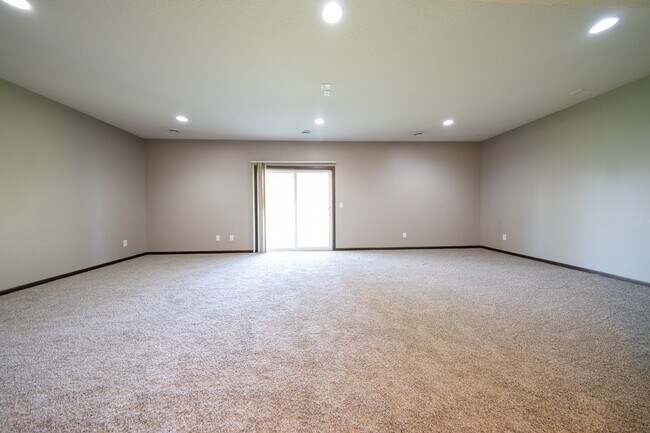 Building Photo - 6082 158th St W