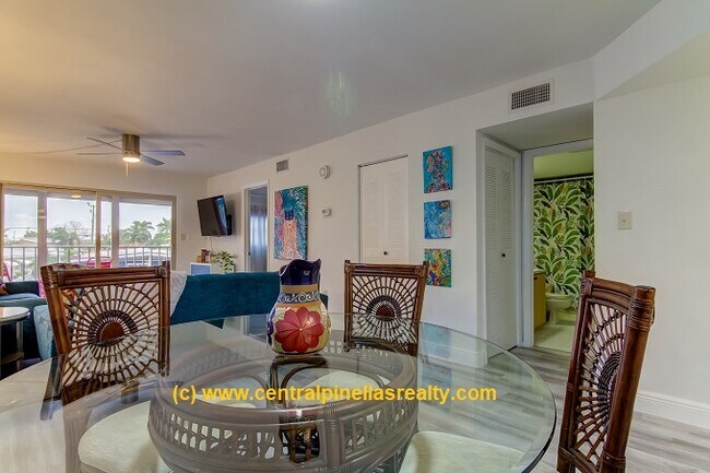 Building Photo - 175 116th Ave