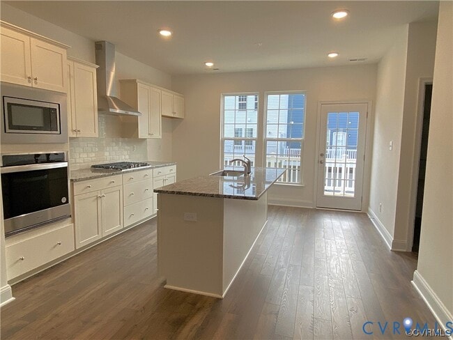 Building Photo - 7000 Leire Ln