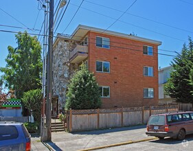 Building Photo - Seattle Bricks