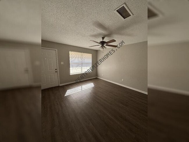 Building Photo - 1313 Ray Rd