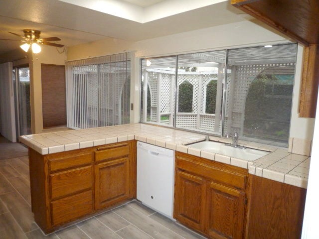 Building Photo - 7882 Comstock Cir