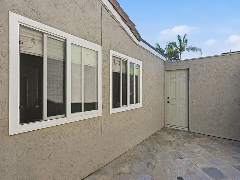 Building Photo - 1859 Hill Top Ln