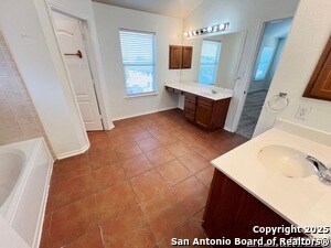 Building Photo - 9707 Redstone Rise