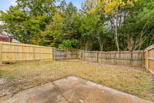 Building Photo - 7016 S Estacada Way