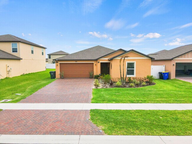 Building Photo - 701 Carlyle Wy