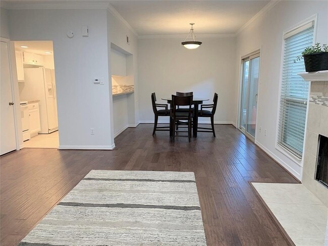 Building Photo - 2601 Augusta Dr