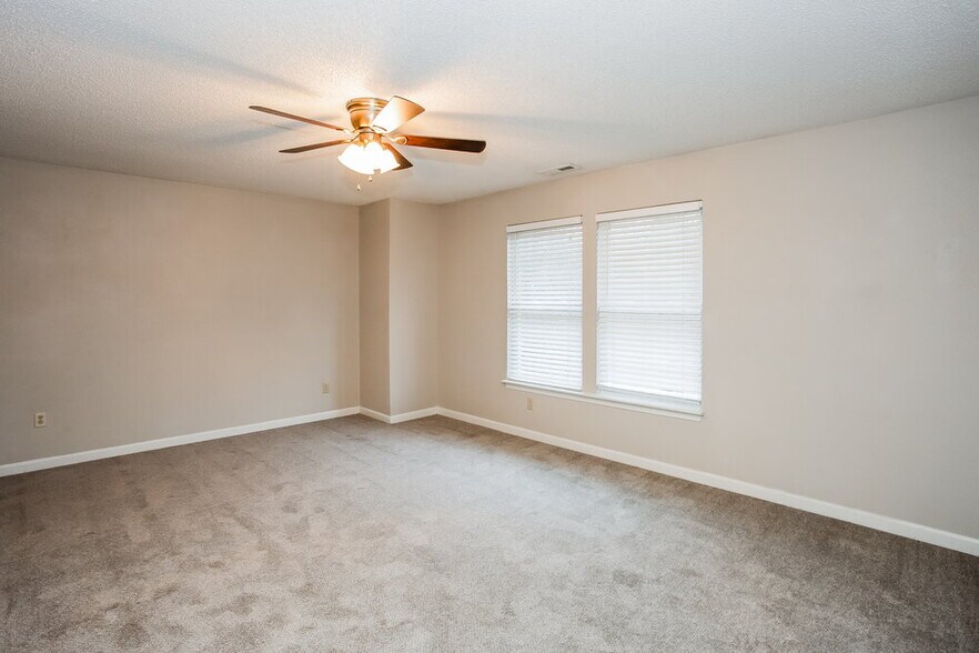 Building Photo - 4030 Kellybrook Dr