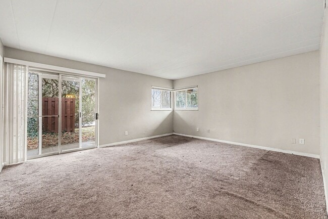 Building Photo - 3501 Section Rd