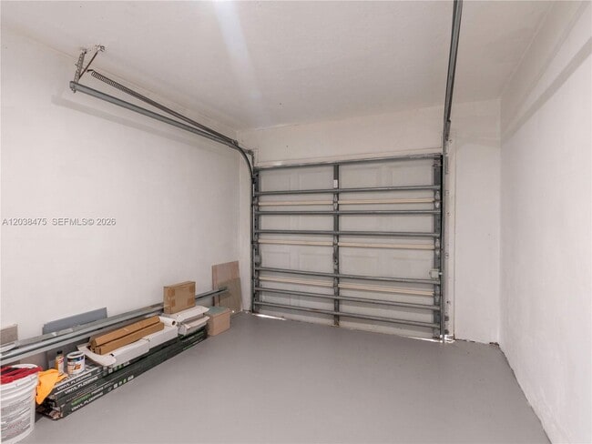 Building Photo - 14414 SW 105th Ct
