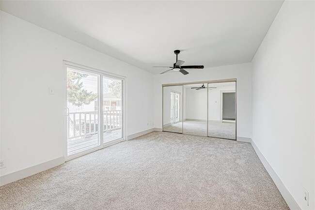 Building Photo - 4040 San Felipe St