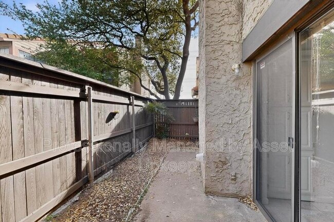 Building Photo - 4800 Northway Dr