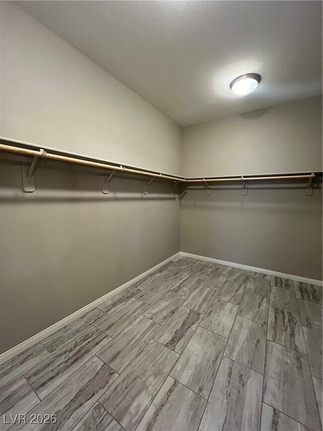 Building Photo - 9126 Reinberg St