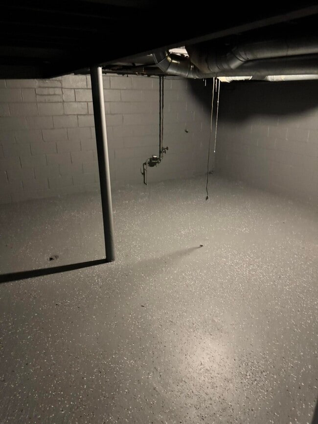 Building Photo - 14079 Edmore Dr