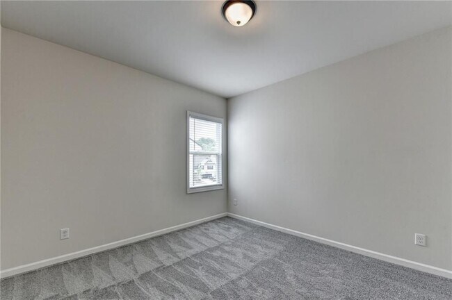 Building Photo - 1854 Westfall Lndg