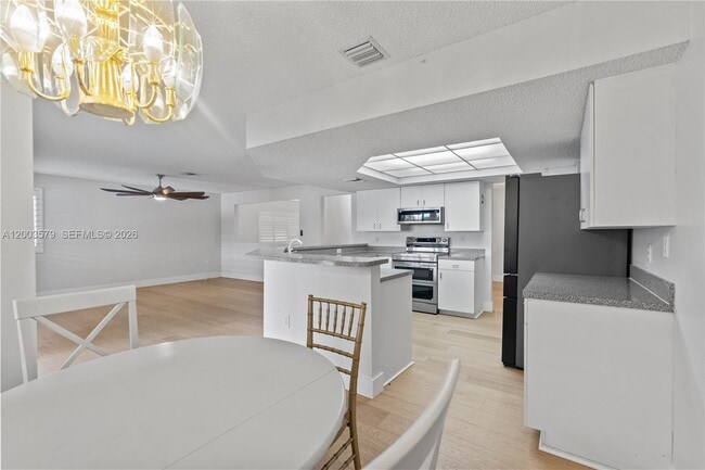 Building Photo - 237 NW 100th Ave