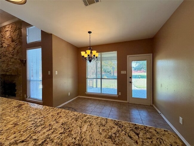 Building Photo - 2610 Jakes Ct