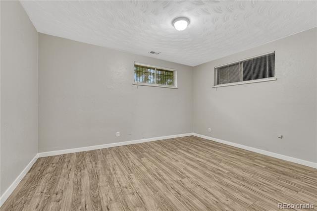 Building Photo - 1100 W 43rd Ave