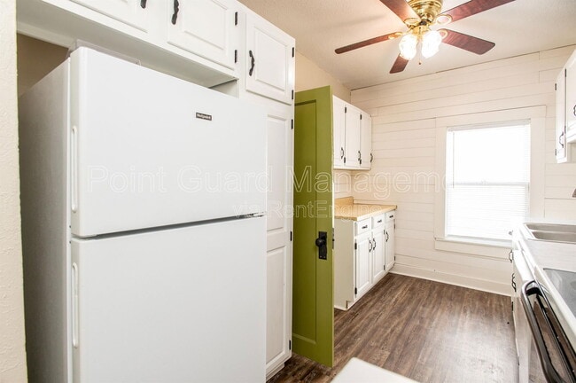 Building Photo - 149 S Richmond Ave