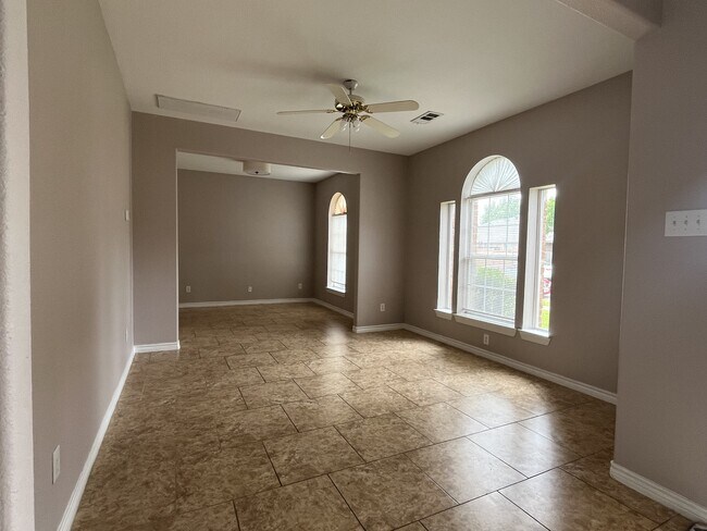 Building Photo - 5619 Andalusia Trail
