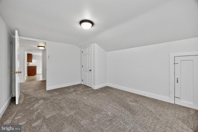 Building Photo - 397 W Ridge Pike