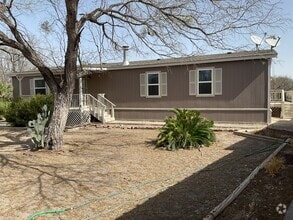 Building Photo - 333 Fairway Cir