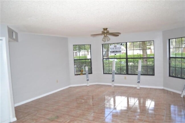 Building Photo - 3006 W Fox Squirrel Dr