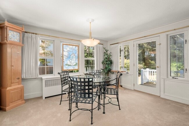 Building Photo - 58 Country Club Rd