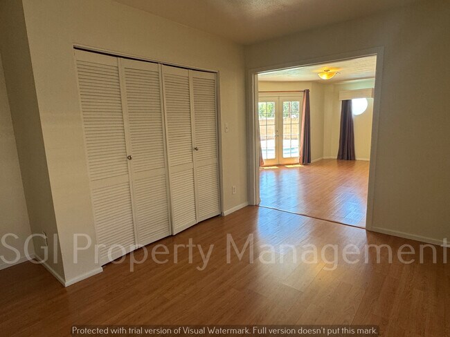 Building Photo - 3817 W Frier Dr